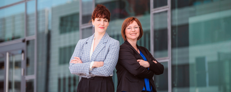 Titelbild mit Anna-Katharina Schak und Julia Staudt